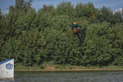 Фотография с сайта Wakesummer